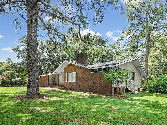 3rd image of 3204 Fulmer Ct
