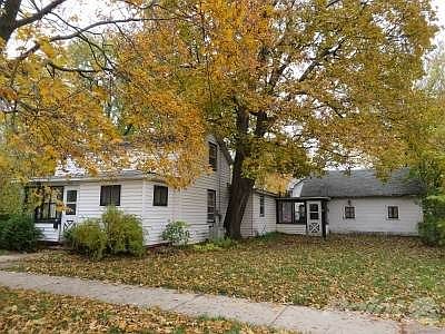 1st image of 503 Glen St
