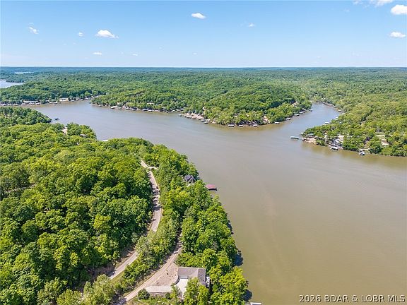 4th image of 23 Eagle Bay Dr