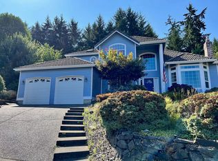 518 Runquist Ct, Steilacoom, WA 98388