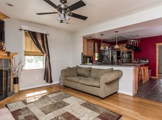 910 N Woodward Dr, Baltimore, MD 21221