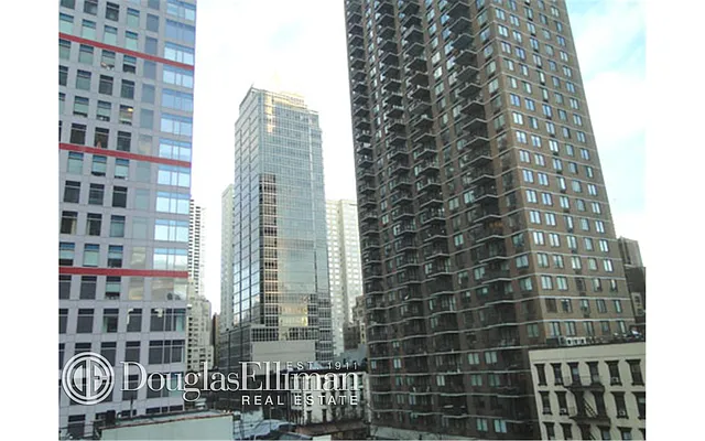 Rented by Douglas Elliman | media 18