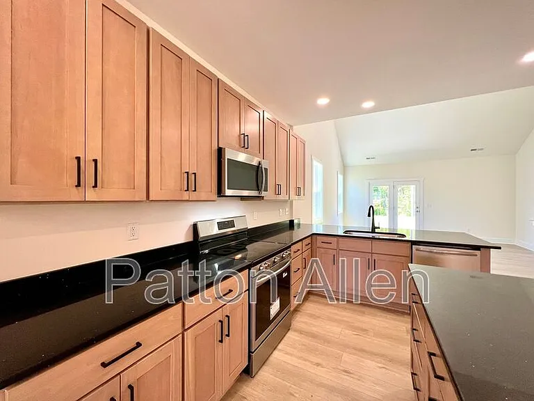 117 N Christie Ct — Photo 6