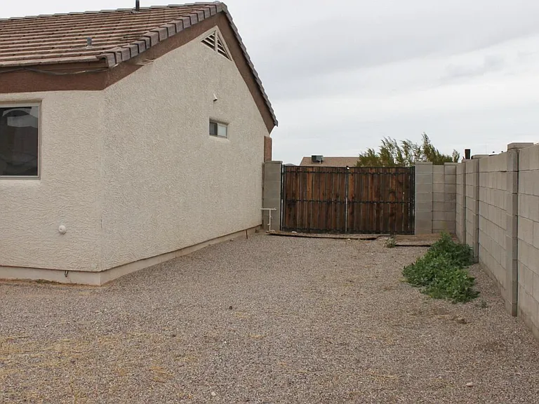 11143 W Carmelita Cir — Photo 19
