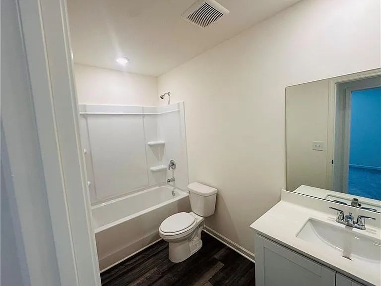 423 Towson St — Photo 20