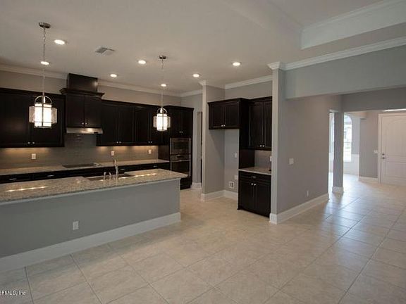 4th image of 105 Telford Dr