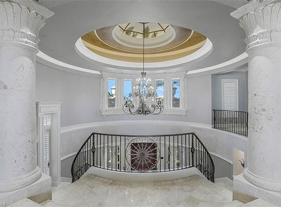 5th image of 1549 Heights Ct