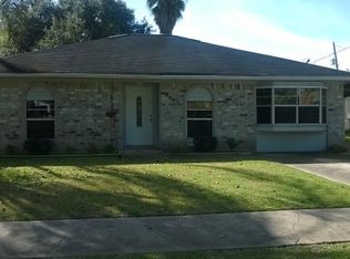 605 Bryan St, Angleton, TX 77515