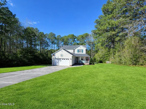 112 Walnut Drive, Swansboro, NC 28584