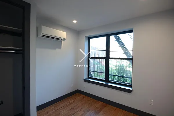 Rented by Yaffa Realty LLC | media 12