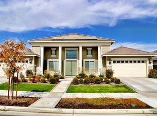 11720 Heliotrope Ct, Bakersfield, CA 93311