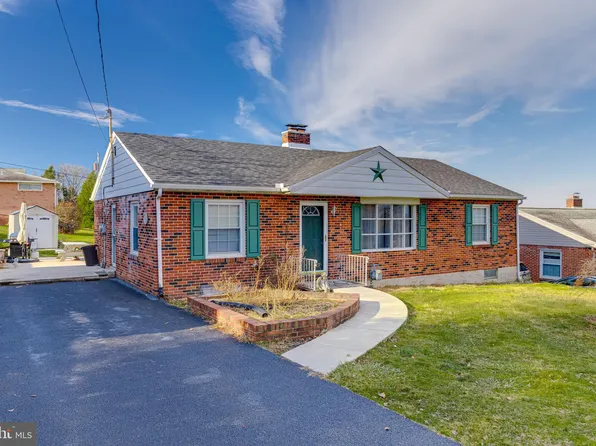 1228 Hill St, York, PA 17403