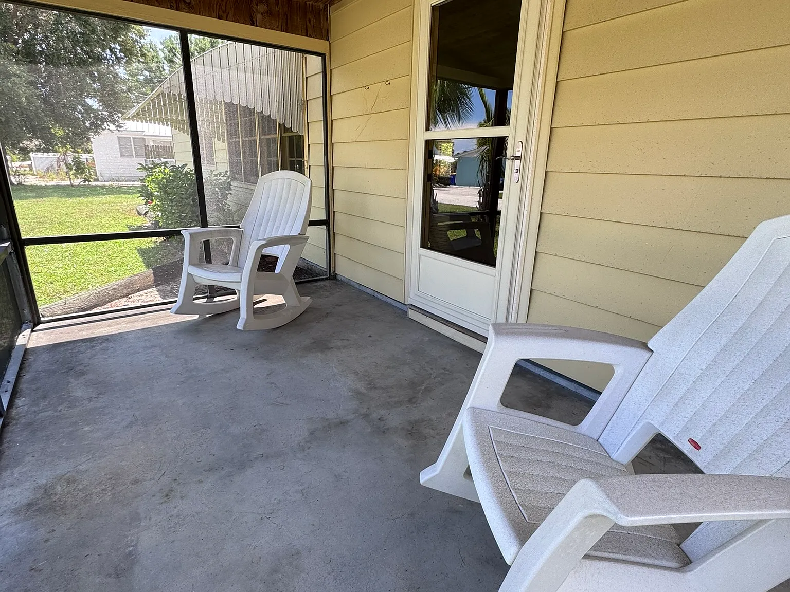 3 bed, 1400 sqft, $2,450 — Photo 3