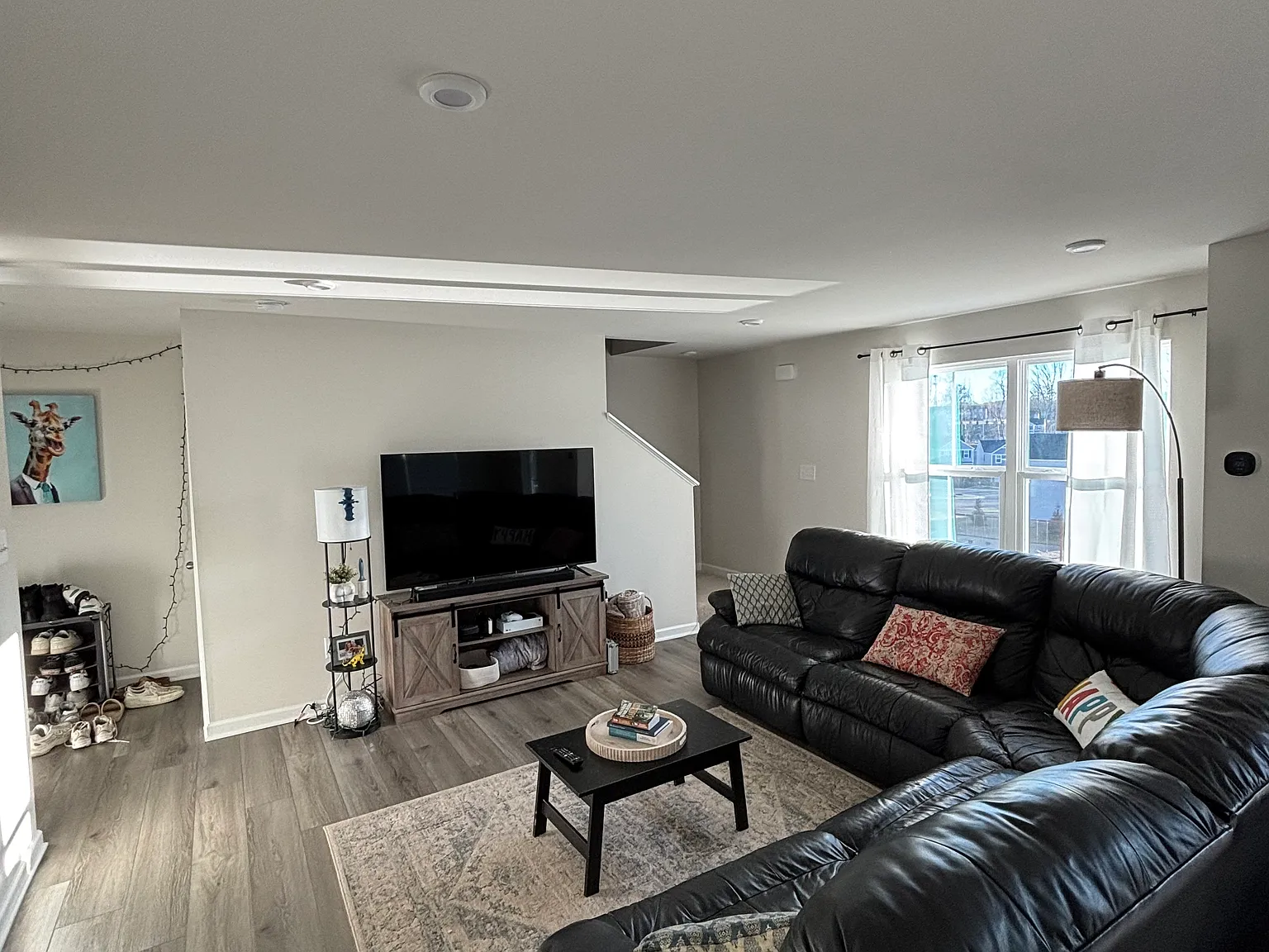 4 bed, 1660 sqft, $2,300 — Photo 4