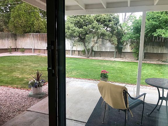 3rd image of 2818 Alvarado Dr NE