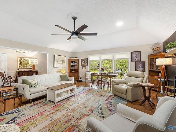 5th image of 1707 Walnut St