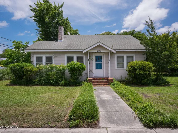 1601 41st St, Wilmington, NC 28403