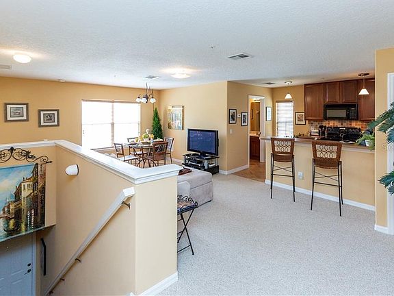 4th image of 2074 Shaw Ln #B