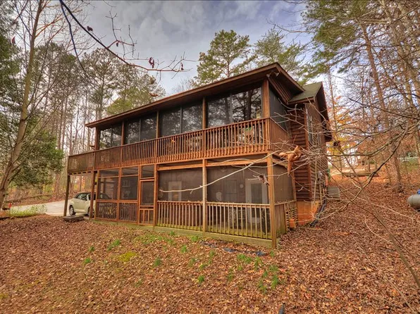 94 Ridgecrest Cir, Ellijay, GA 30540