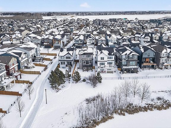 4th image of 3230 Parker Loop SW