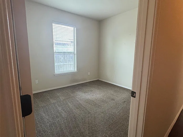 1112 Brendon Lee Ln — Photo 28