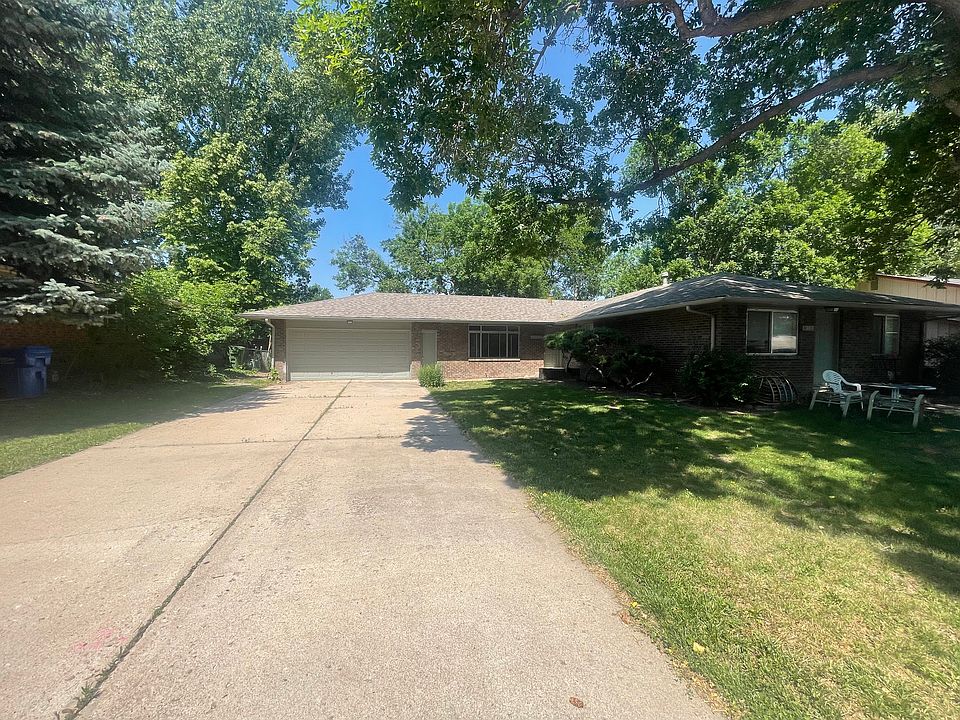 1st image of 1113-1115 Cypress Dr