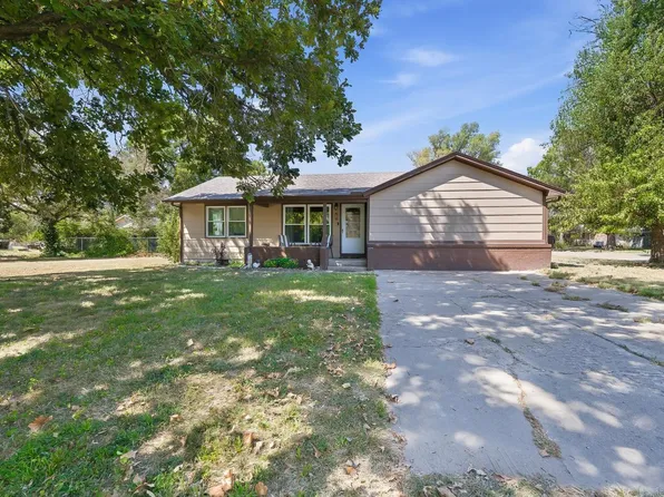 2755 N Richmond Ave, Wichita, KS 67204
