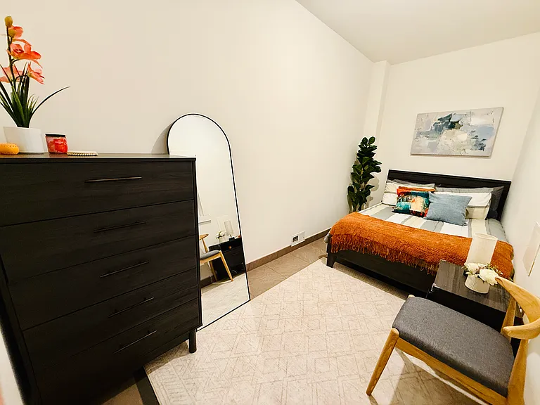 2504 E York St #2 — Photo 37