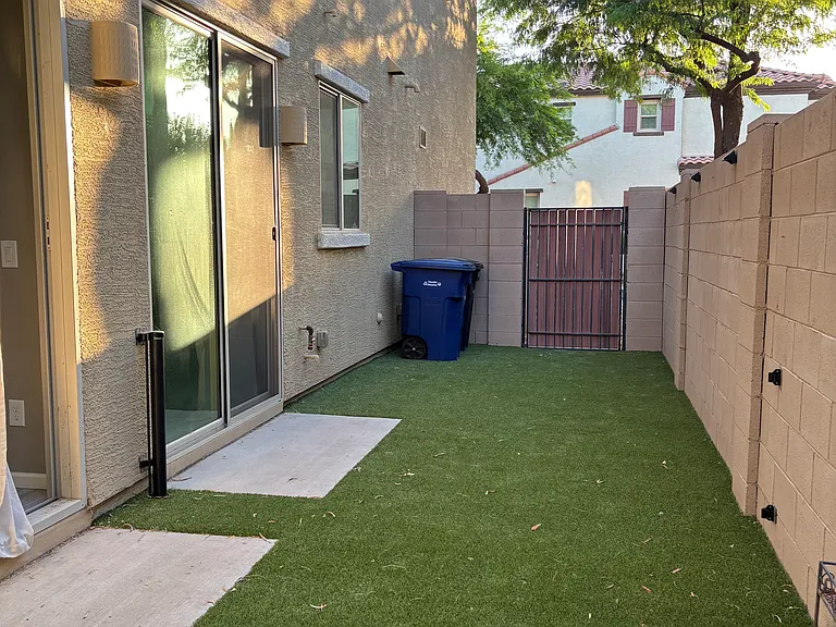 3183 S Magnolia Ln — Photo 16