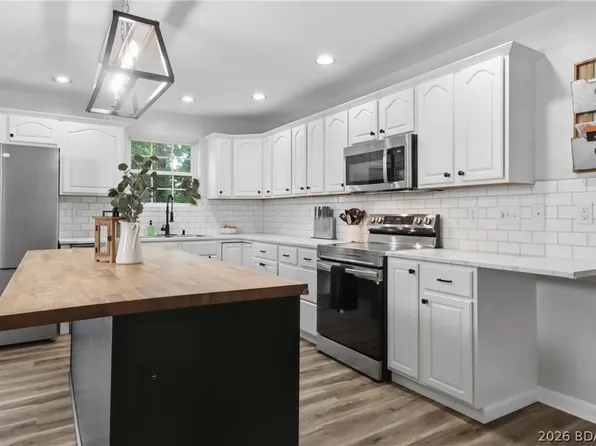 496 Stargazer Ln, Camdenton, MO 65020