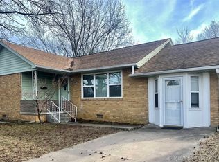 1025 E 7th St, Ada, OK 74820