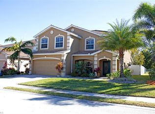 2245 Cape Heather Cir, Cape Coral, FL 33991