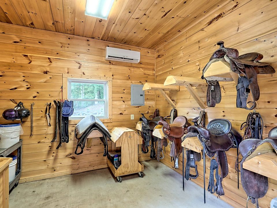 115th image of 3622 Sandy Ford Rd