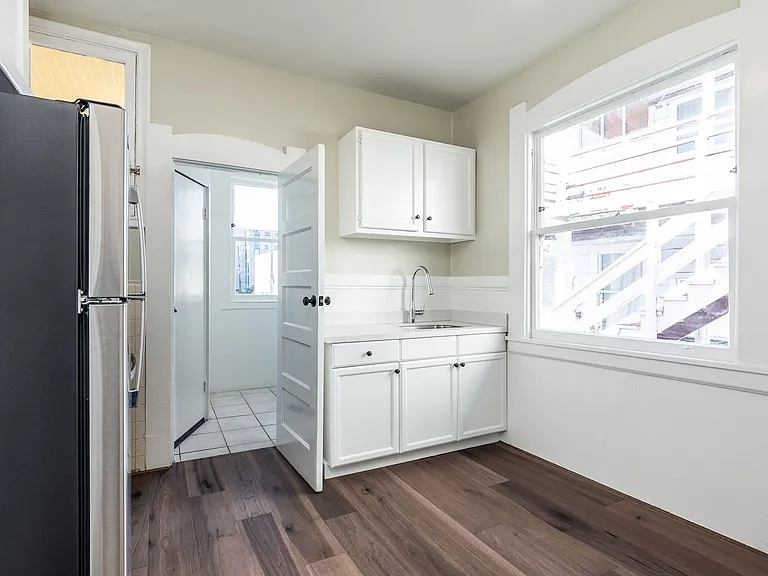 112-118 Shotwell St #1016R — Photo 4