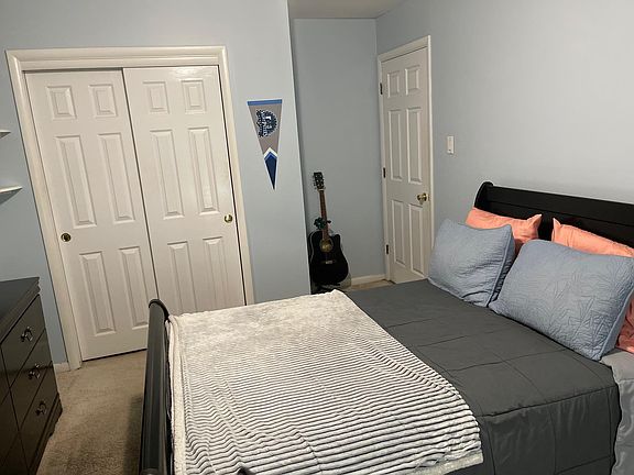 4th image of 7430 Kennedy Blvd APT 110