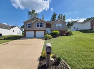 308 Madelyn Ct, Washington, MO 63090