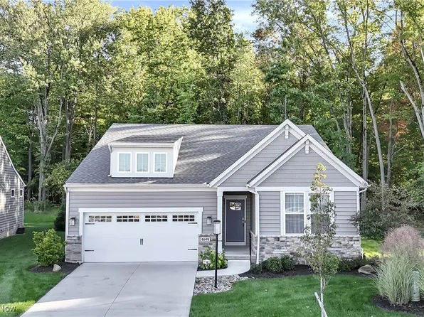 4691 Yellow Birch Cir, Westlake, OH 44145