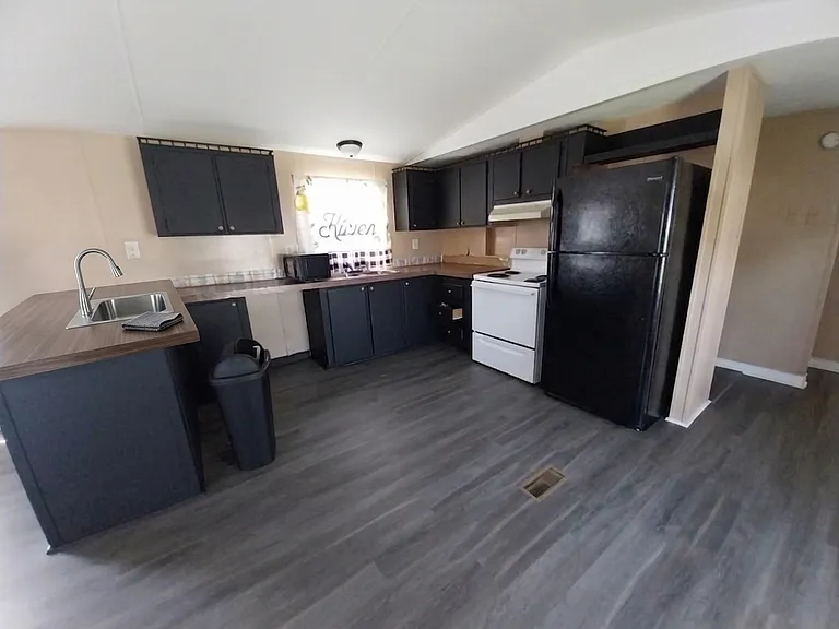Sunset Ridge MHC — Photo 21