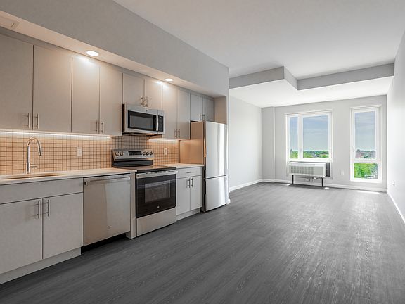 3rd image of 18303 Hillside Ave #2D