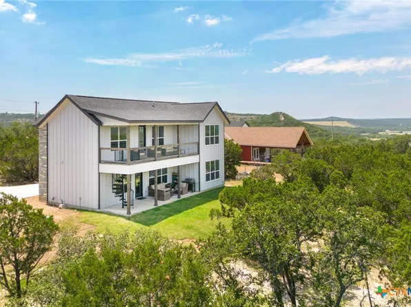869 Kindersley St, Canyon Lake, TX 78133