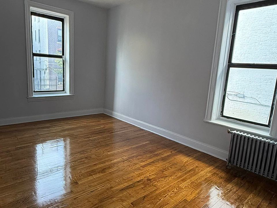 2nd image of 171 E 96th St APT 4A