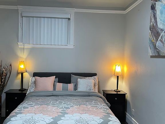 4th image of 526-528 Visitacion Ave #526