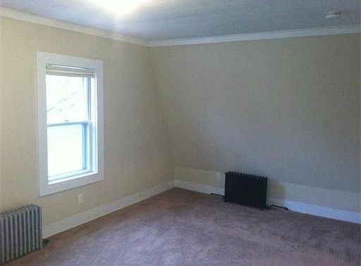 3rd image of 32 Bourne St
