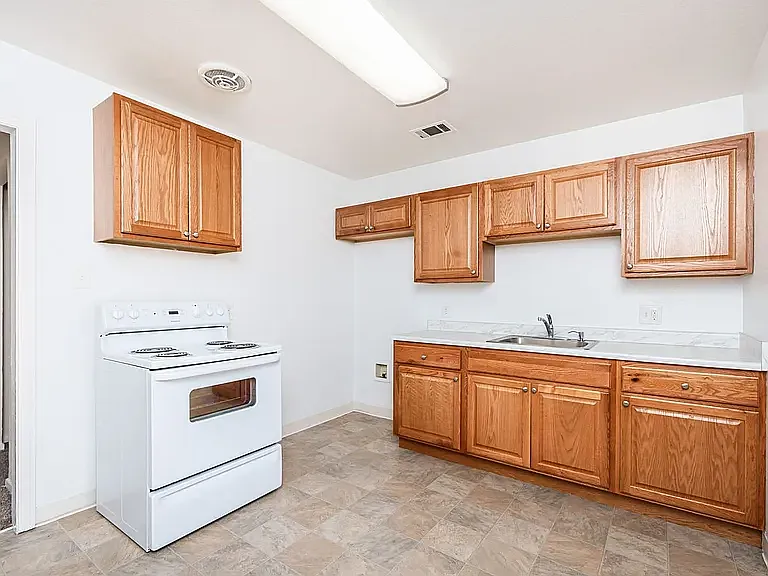1804 Madrone Ave — Photo 1