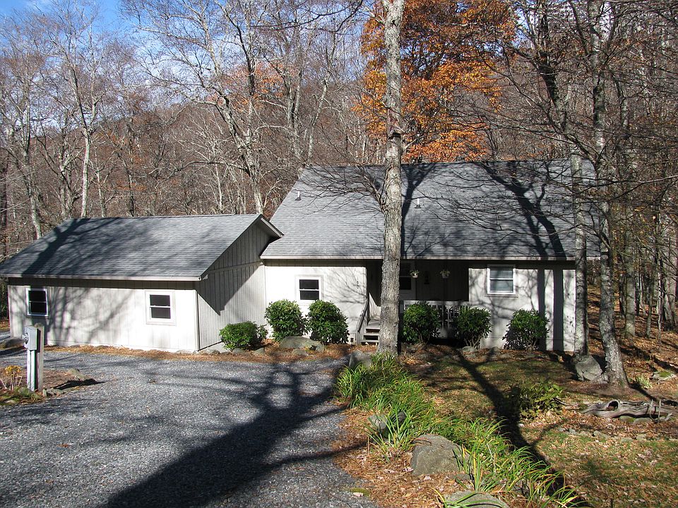 1st image of 150 Rough Ridge Rd