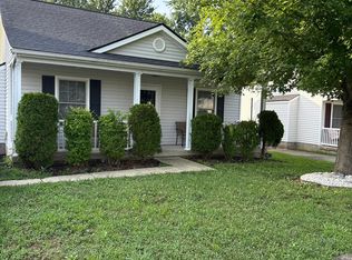 6413 Hunters Creek Blvd, Louisville, KY 40258