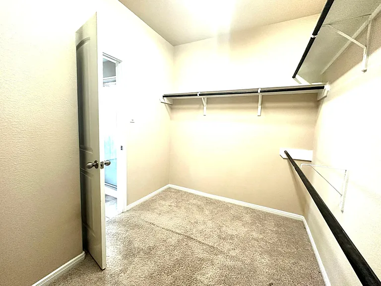 22407 Ebbets Field Dr — Photo 19
