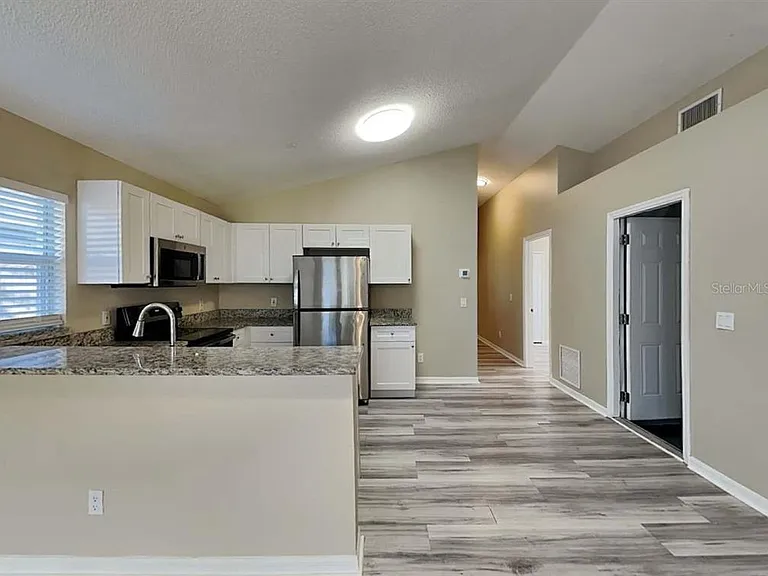 13230 Prestwick Dr — Photo 3