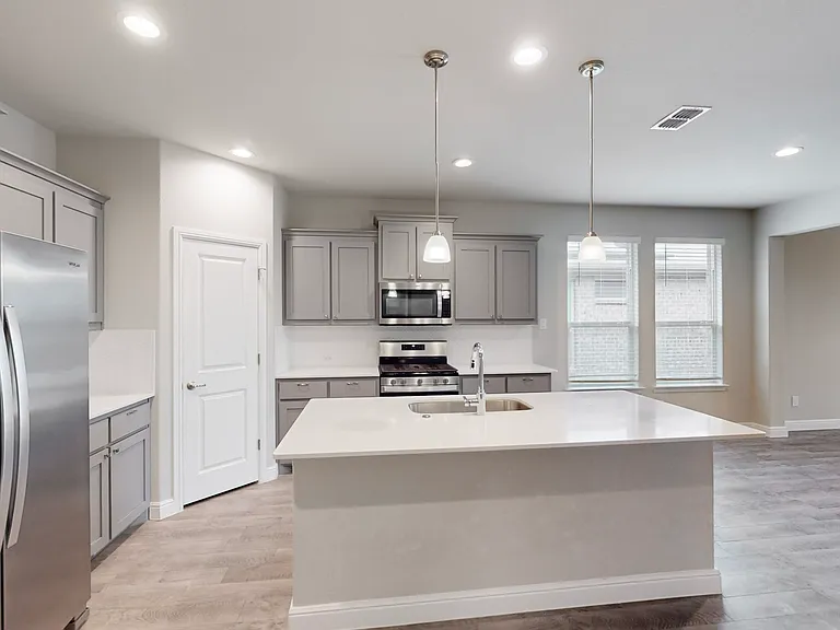 436 Dunmore Dr — Photo 8