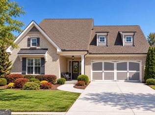 6025 Overlook Club Cir, Suwanee, GA 30024